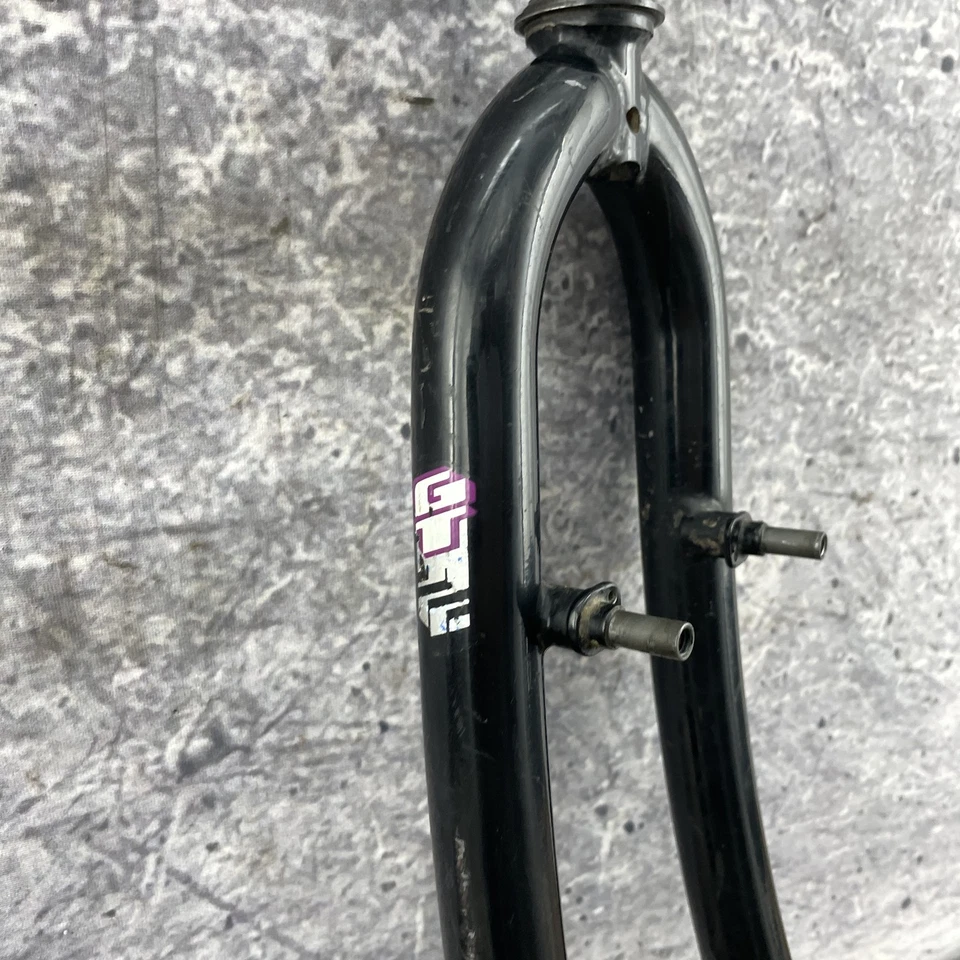 Vintage GT 26 Fork 1 Inch Threaded Mountain Bike CRMO Black 90s Short - Image 3 of 4