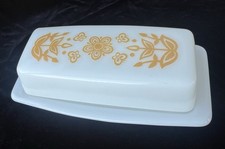 Vintage Pyrex Butterfly Gold 1/4# Butter Dish With Lid 72-B White Opal Glass