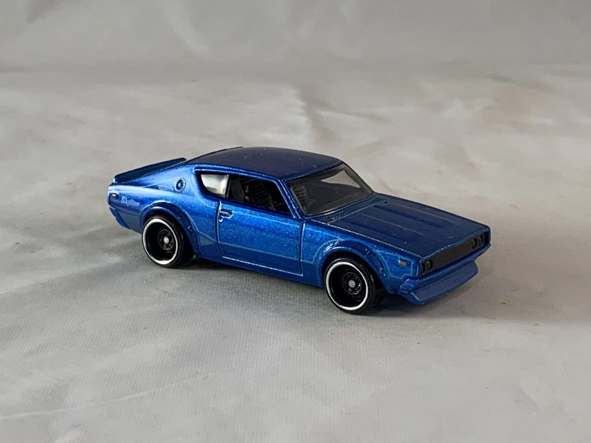 Hot Wheels Nissan Skyline 2000 GT-R 2018 Then and Now Dark Blue