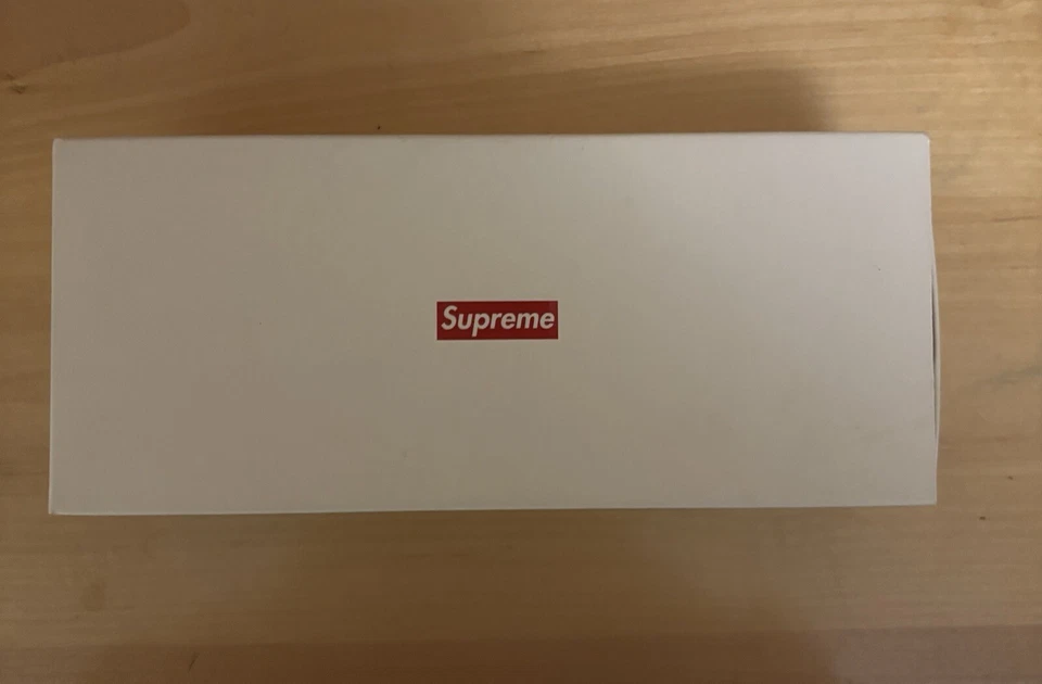 SS19 Supreme Marvin sunglasses red snake made in Italy - Image 2 of 4