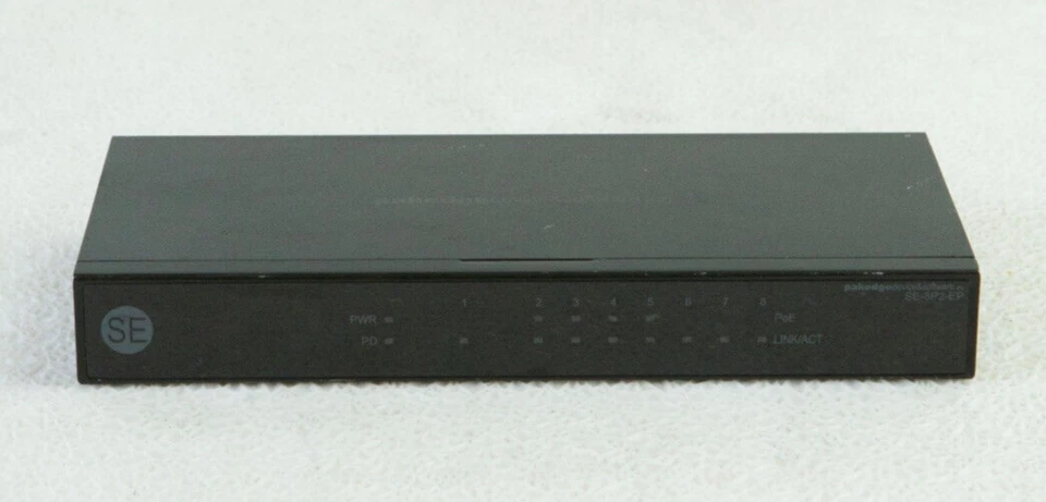 Pakedge Device & Sofware Inc. SE-8P2-EP 8 Port Unmanaged Gigabit PoE Switch L702 - Image 2 of 4
