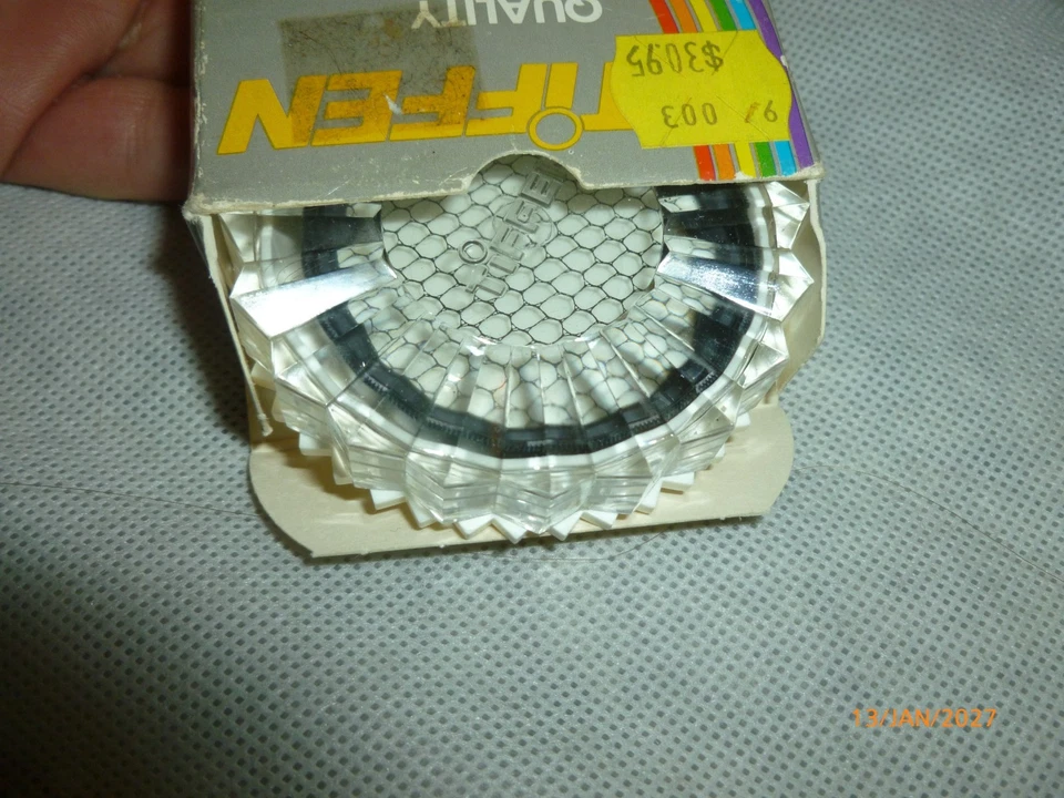 NEW Tiffen 1 (49F1) 49 mm Filter Box Instructions - Image 3 of 4