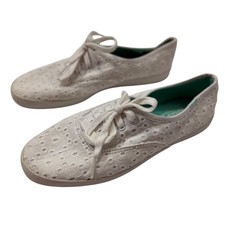 Keds White Lace Up Eyelit Embroidered Flower Sneaker WF49836M Sz 6 / 36