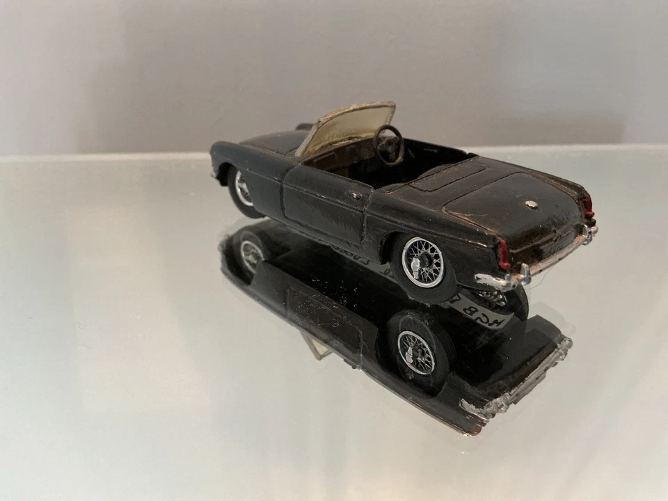 MGB Roadster 1962 Black Model Car 1/43 ? hand built? - Image 3 of 4