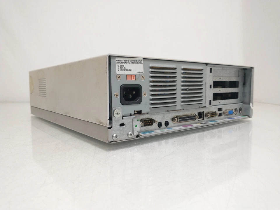 Vintage Compaq Deskpro EN PC Pentium III 933 MHz 384MB 40GB HDD With CRT - Image 4 of 4