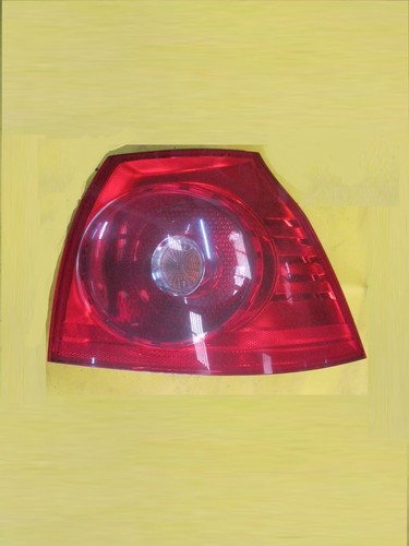 VW Golf 5,            Rücklicht, Rückleuchte links, Beifahrerseite, siehe Bild,