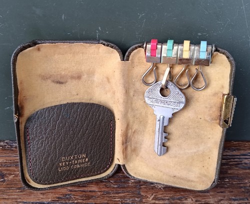 Leather Case Key Wallet Bruxton Key Chain Fob ~ Color Coded ~ Vintage 1960's