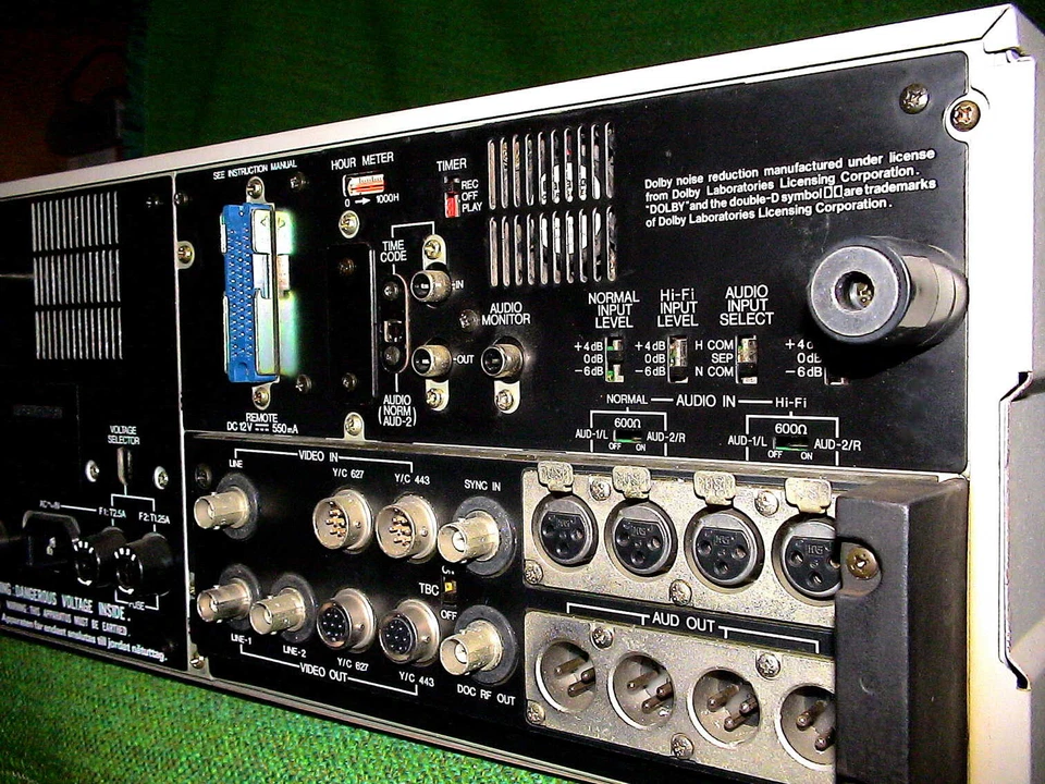 JVC BR-S611E VHS HIFI Highend Videorecorder Radiomuseum Studio HQ PAL Au Dubbing - Bild 4 von 4