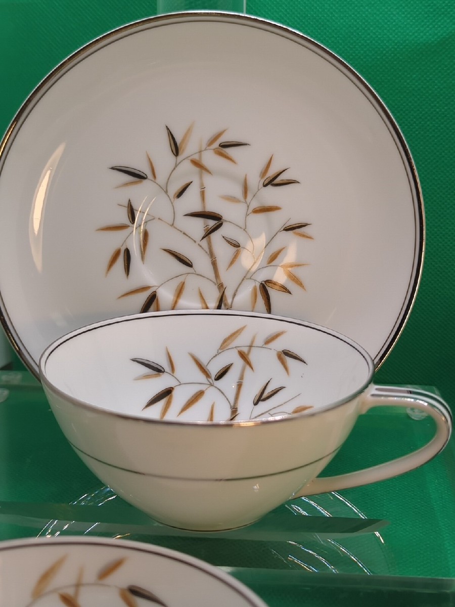 Mid Century Set Of 4 Noritake China Bamboo Leaf Tea Cups & Saucer