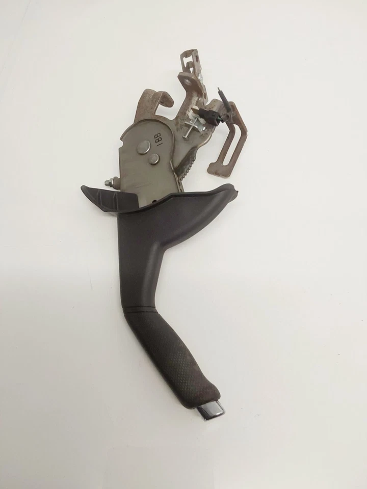 Оригинальный рычаг ручки стояночного тормоза аварийного Hyundai Accent 2012–2017 годов выпуска - Изображение 4 из 4