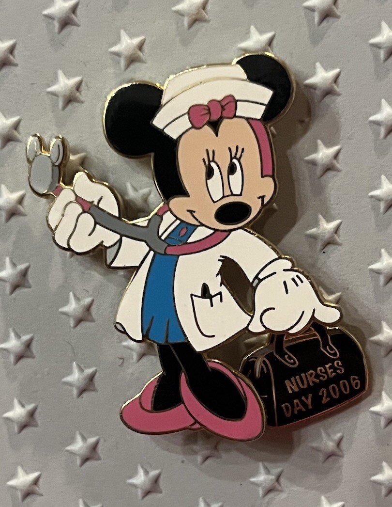 AP Disney 2006 Nurses Day Nurse Minnie Mouse Medical Bag Dangle LE