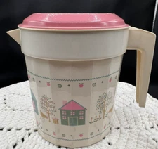 Water Pitcher 48 Oz  Plastic 5.75” T X 6” Packerware Pink Lid  Cottage Print