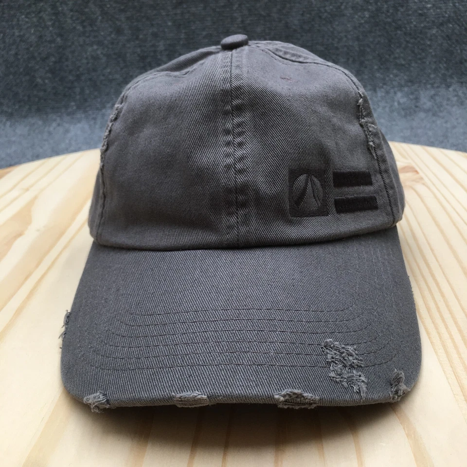 Boné de beisebol masculino District Distressed preto logotipo bordado aba curva - Imagem 2 de 4