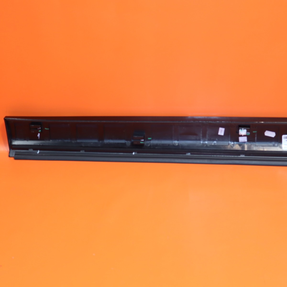 ROLLS ROYCE CULLINAN DOOR MOLDING RIGHT FRONT 2021 2022 2023 51137448586