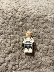 LEGO Star Wars Imperial Hovertank Pilot Minifigure sw0795
