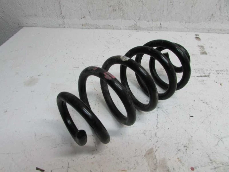 Amortiguador de resorte helicoidal suspensión trasera Nissan Rogue 2015-2019 tracción delantera  Foto 4 de 4