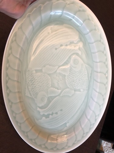 14” Chinese Celdon Zhong Guo Longquan Fish Decorated Signed Plate