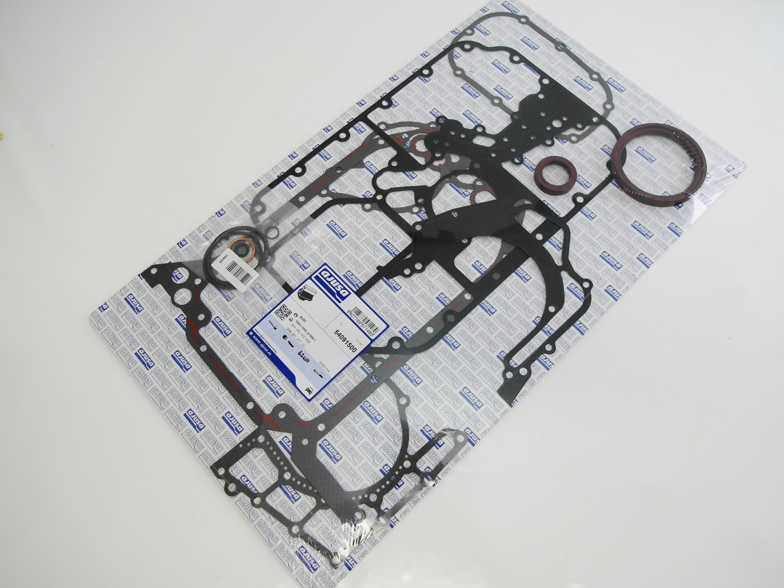 Gasket Set Crankcase AJUSA AUDI 2.6 2.7T 2.8 V6