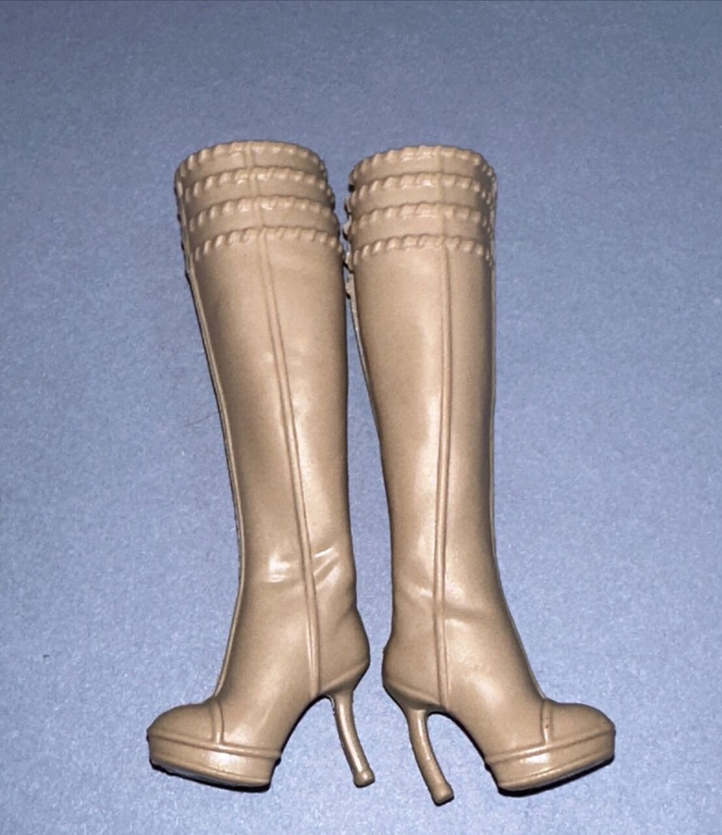 Barbie Fashion Fever Modern City Fashions Boots By Mattel | eBay