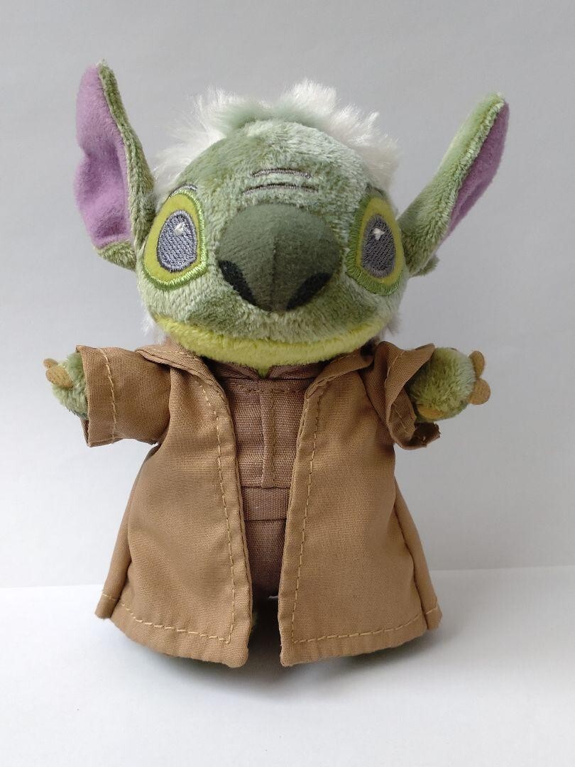 Tokyo Disney Resort Star Wars Yoda Stitch Plush Doll Key chain pin
