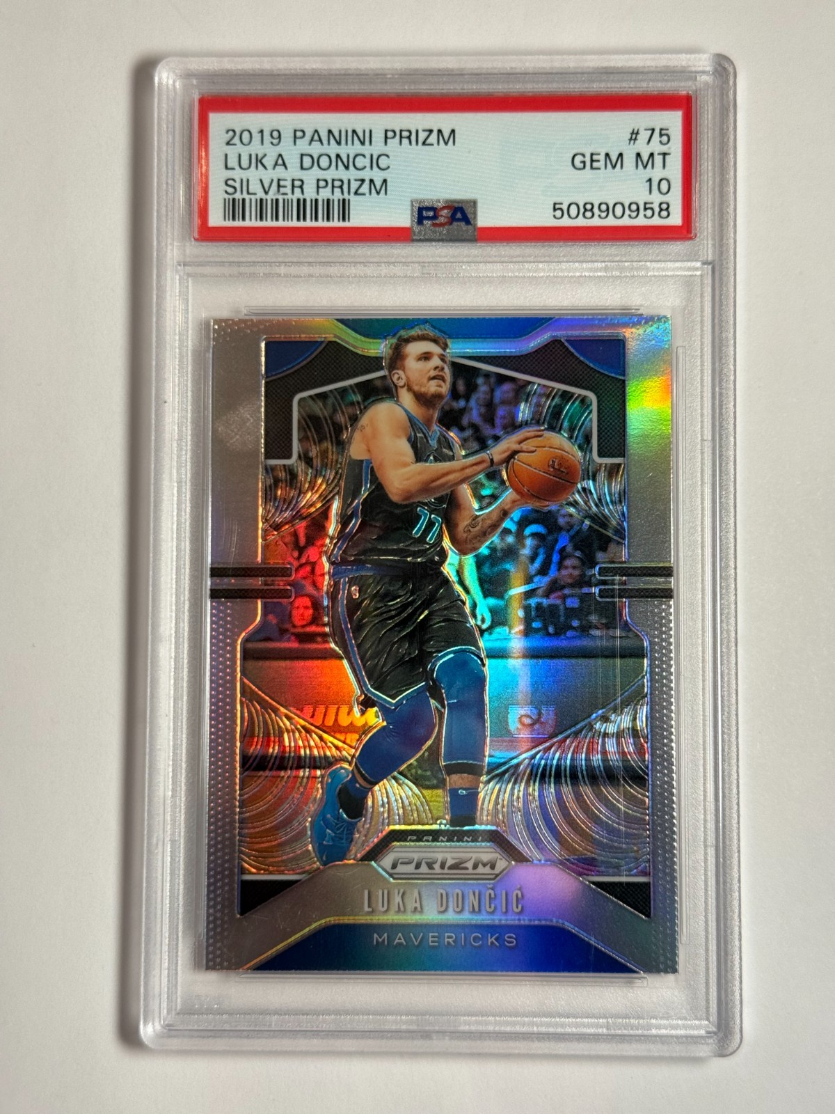 2019 Panini Prizm LUKA DONCIC #75 Silver Prizm PSA 10