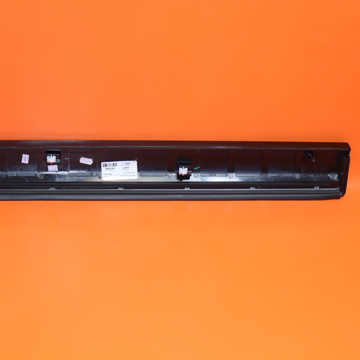 ROLLS ROYCE CULLINAN DOOR MOLDING RIGHT FRONT 2021 2022 2023 51137448586