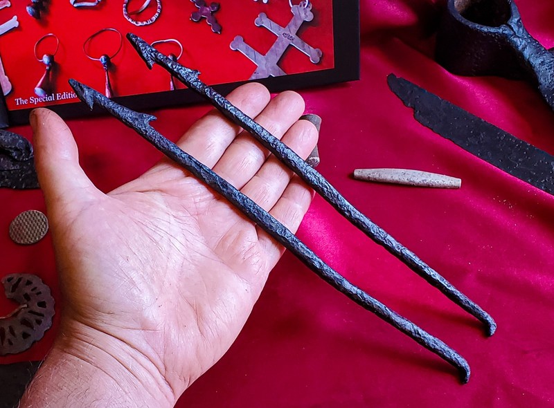 1700s Fur Trade ~ Two Muskrat Spears