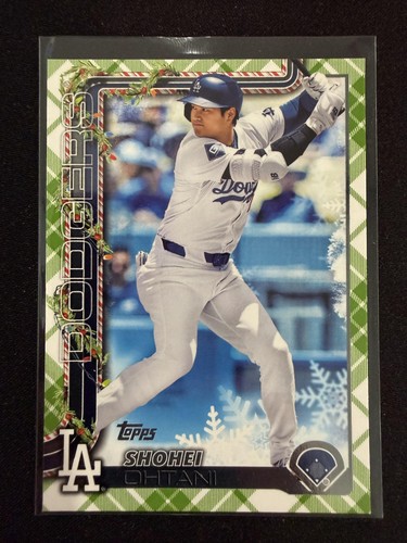 2025 Topps Holiday #H200 Shohei Ohtani Green Holiday Plaid