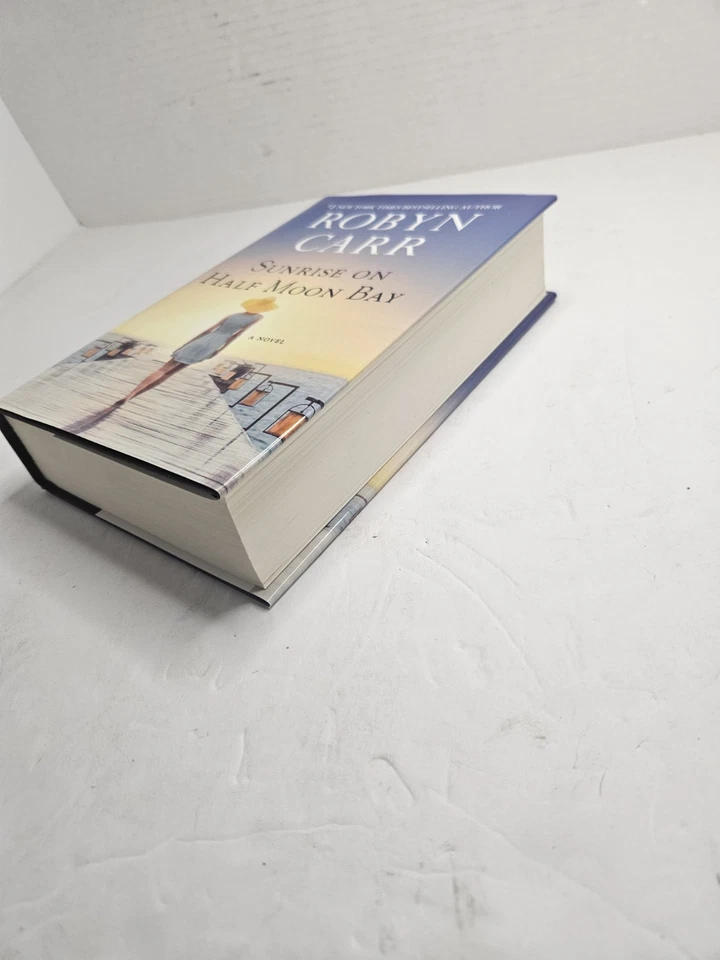 Sunrise On Half Moon Bay, Doubleday Large Print Home Library Edition, Robyn Carr - Image 3 of 4