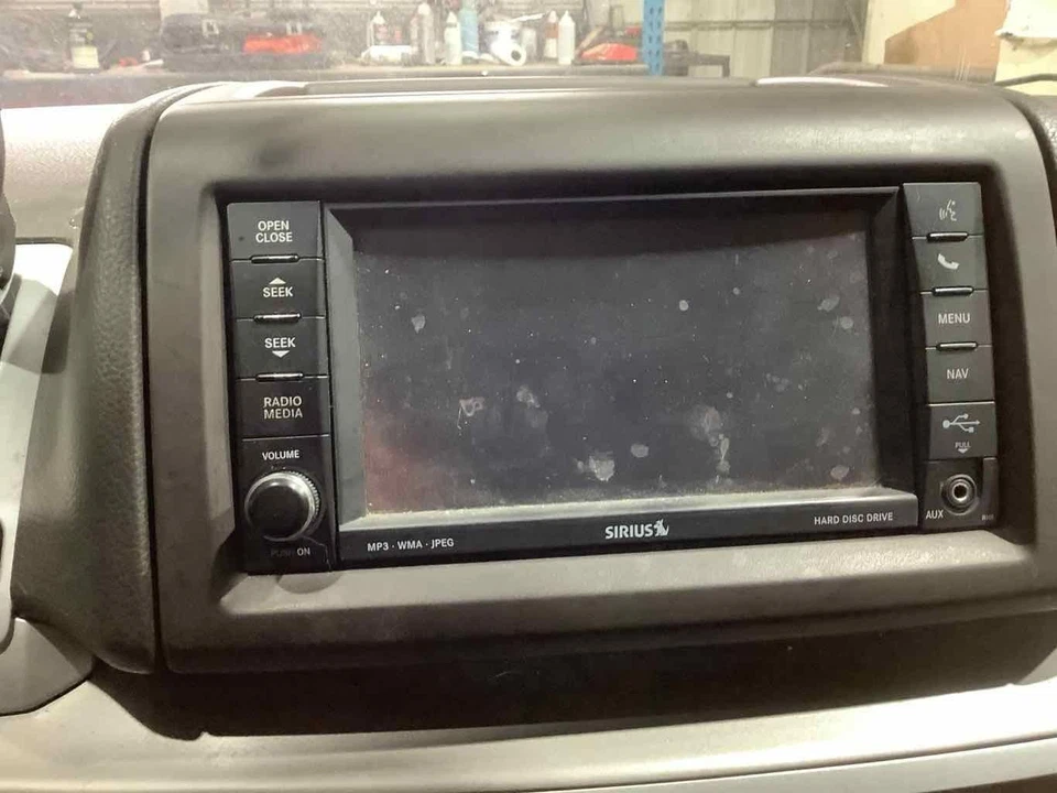 二手发电机适合:2011 大众 Routan 3.6L 升 160 安培 A 级 — 第 2/4 张图片