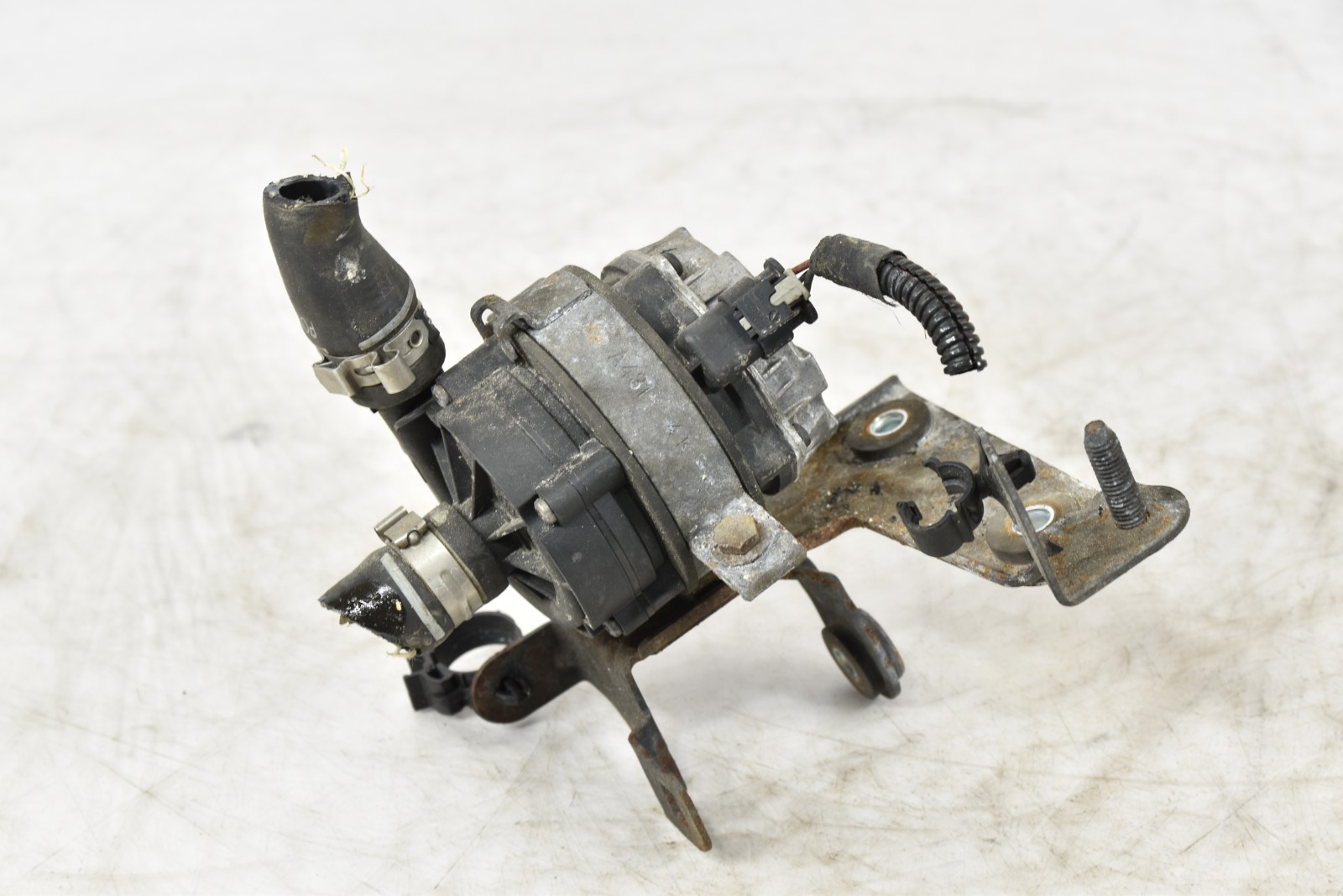 Maserati Quattroporte 2014-2020 Auxiliary water pump
