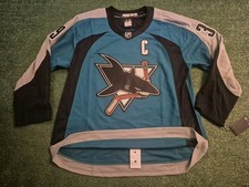 San Jose Sharks Collecting and Fan Guide 11