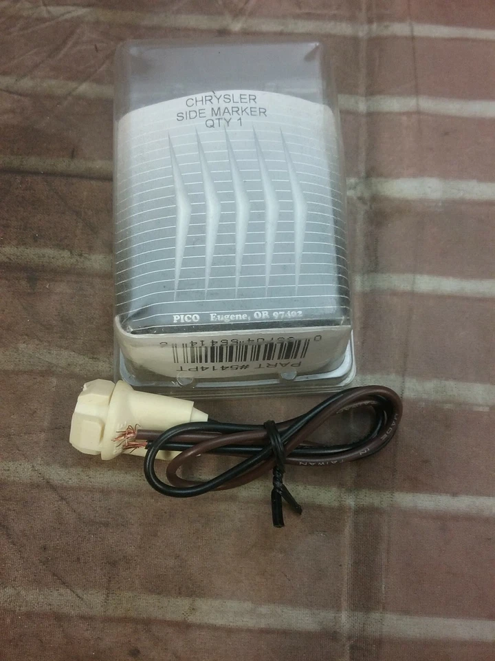 Side Marker Chrysler, PICO Part No 5414 PT — 第 2/2 张图片