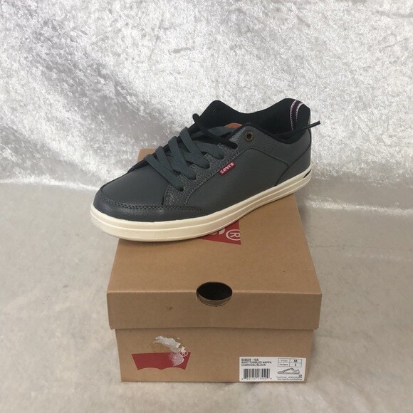 Boys Shoes Sneaker Levi's size 13, 2, 3, 4, 5, 6, 6.5 NEW