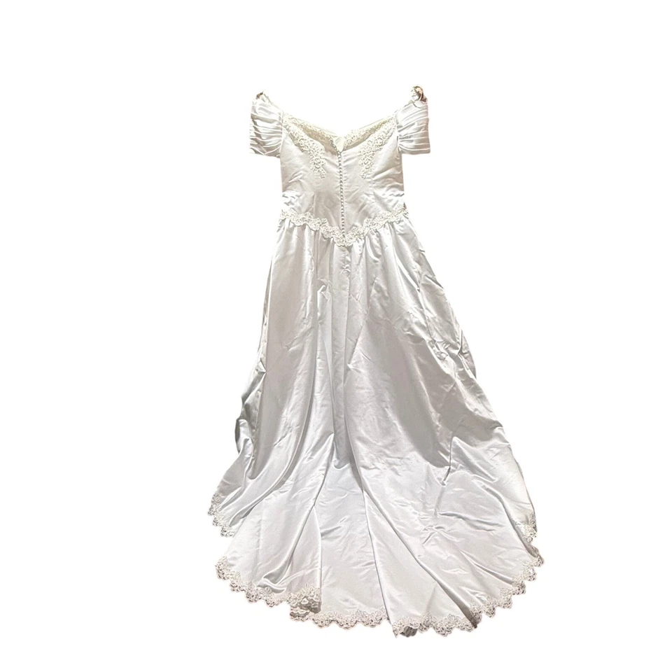 Vestido de novia vintage Alfred Angelo apliques de encaje botones satinados blanco talla 22 Foto 2 de 4