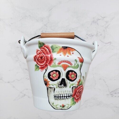 Pot de fleurs Sugar Skull Day of the Dead par Maxcera avec poignée en bois 4,75"x6" - Photo 1/10