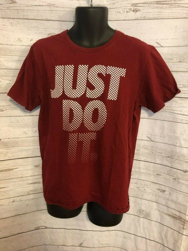 The Nike Tee Athletic Cut Men's Graphic 