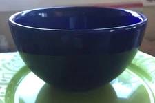 Single Tabletops Unlimited Playa Cobalt Blue Soup / Cereal Bowl  NEW