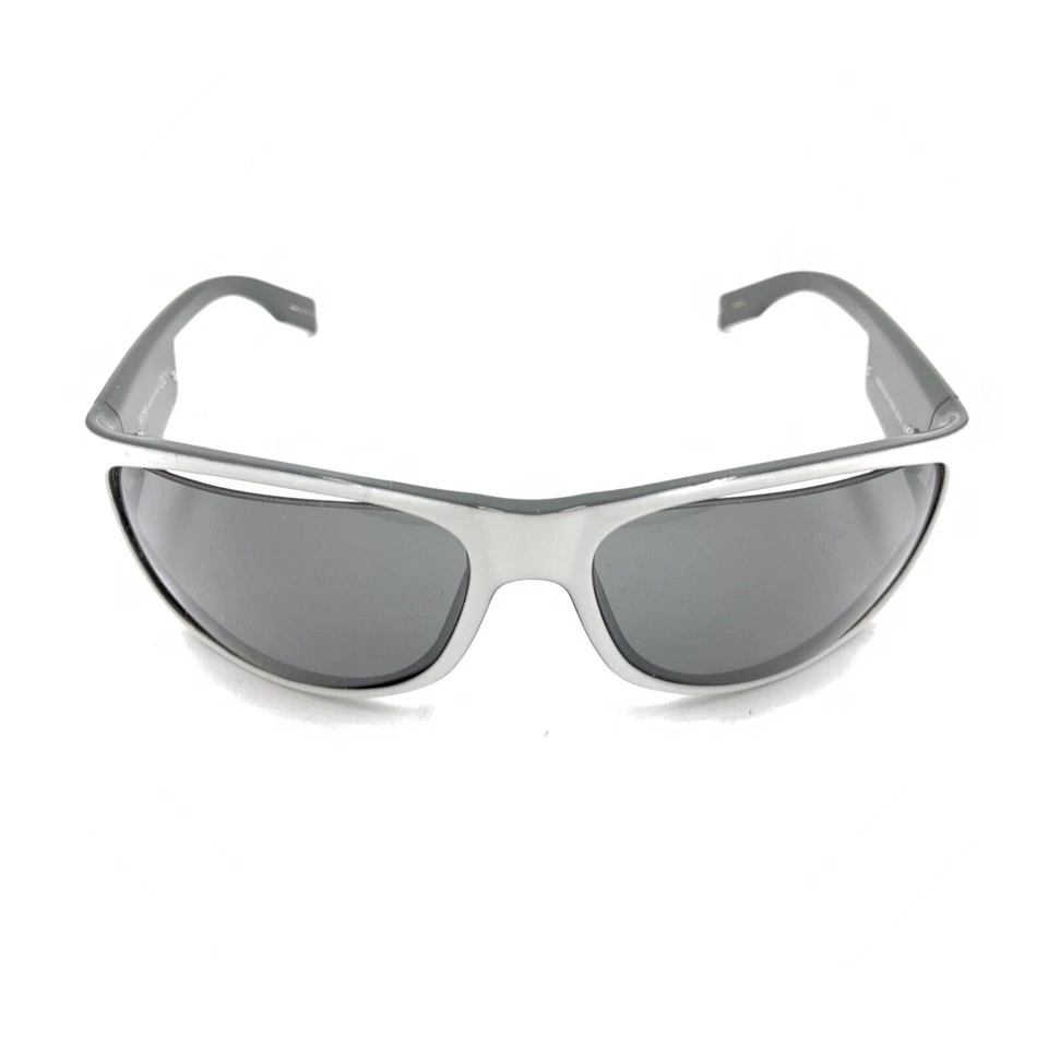 Gafas de sol Hugo Boss 0247/S P32E5 blancas rectangulares envolventes lentes grises 65-16 125 Italia Foto 2 de 4