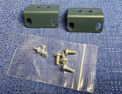 Cisco 1U Mounting Brackets Rack Mount Blue Green with Screws