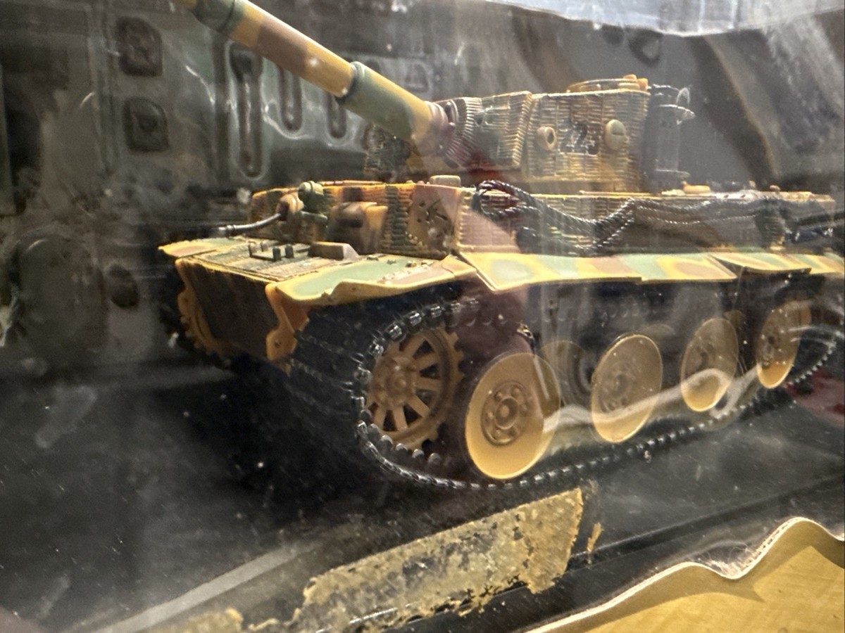 Unimax Forces of Valor 1:32 German Tiger Tank Normandy 1944-rare