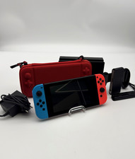 Nintendo Switch Konsole mit Joy-Con …