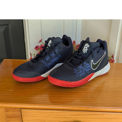 Nike Kyrie Flytrap Unisex Kids Basketball Sneakers Blue Red White 6Y