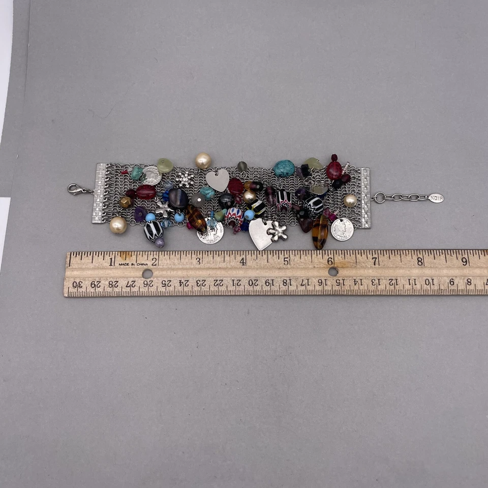 Pulsera Noir Multi Dije Malla Corazón Moneda Perla Estrás Tono Plata  Foto 2 de 4