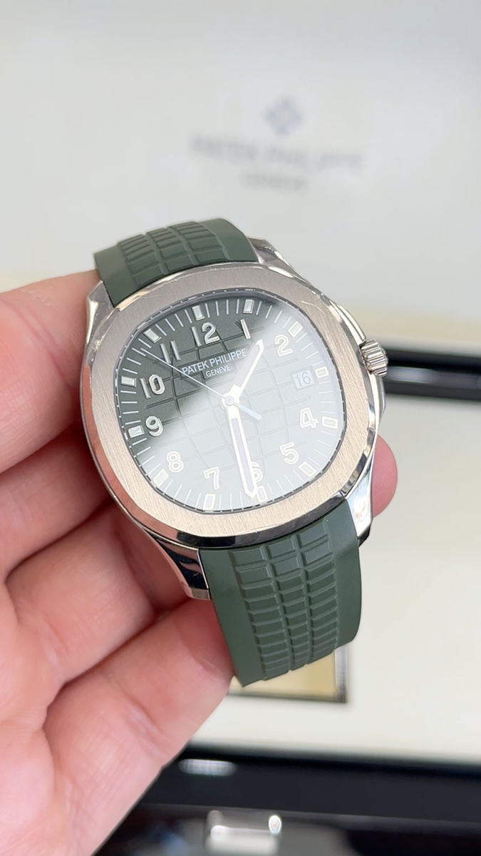 Patek Philippe Aquanaut 5168G Jumbo 18K White Gold Khaki Green Box