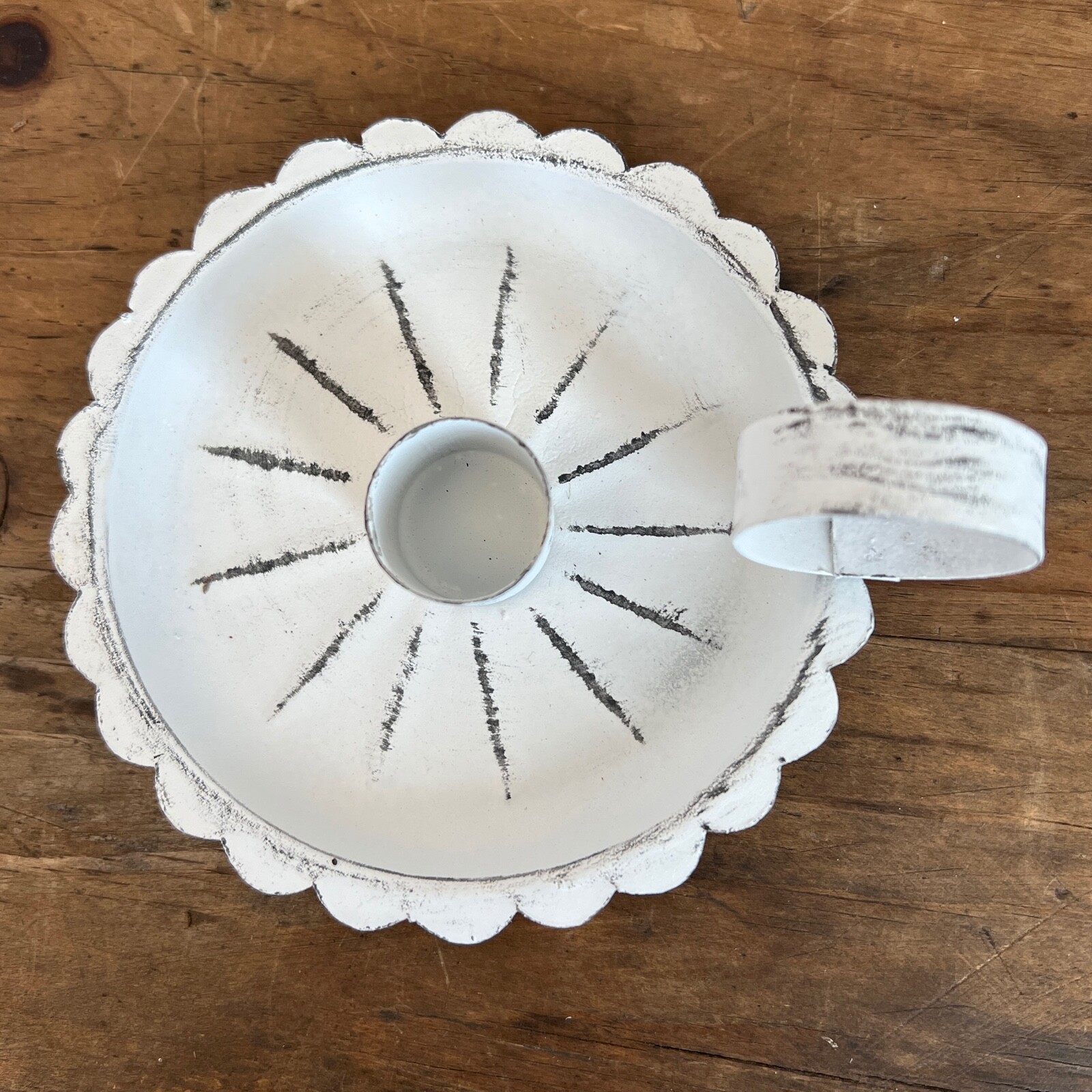 Starburst Candle Pan in White Candle Holder For Taper Candles - Metal Farmhouse