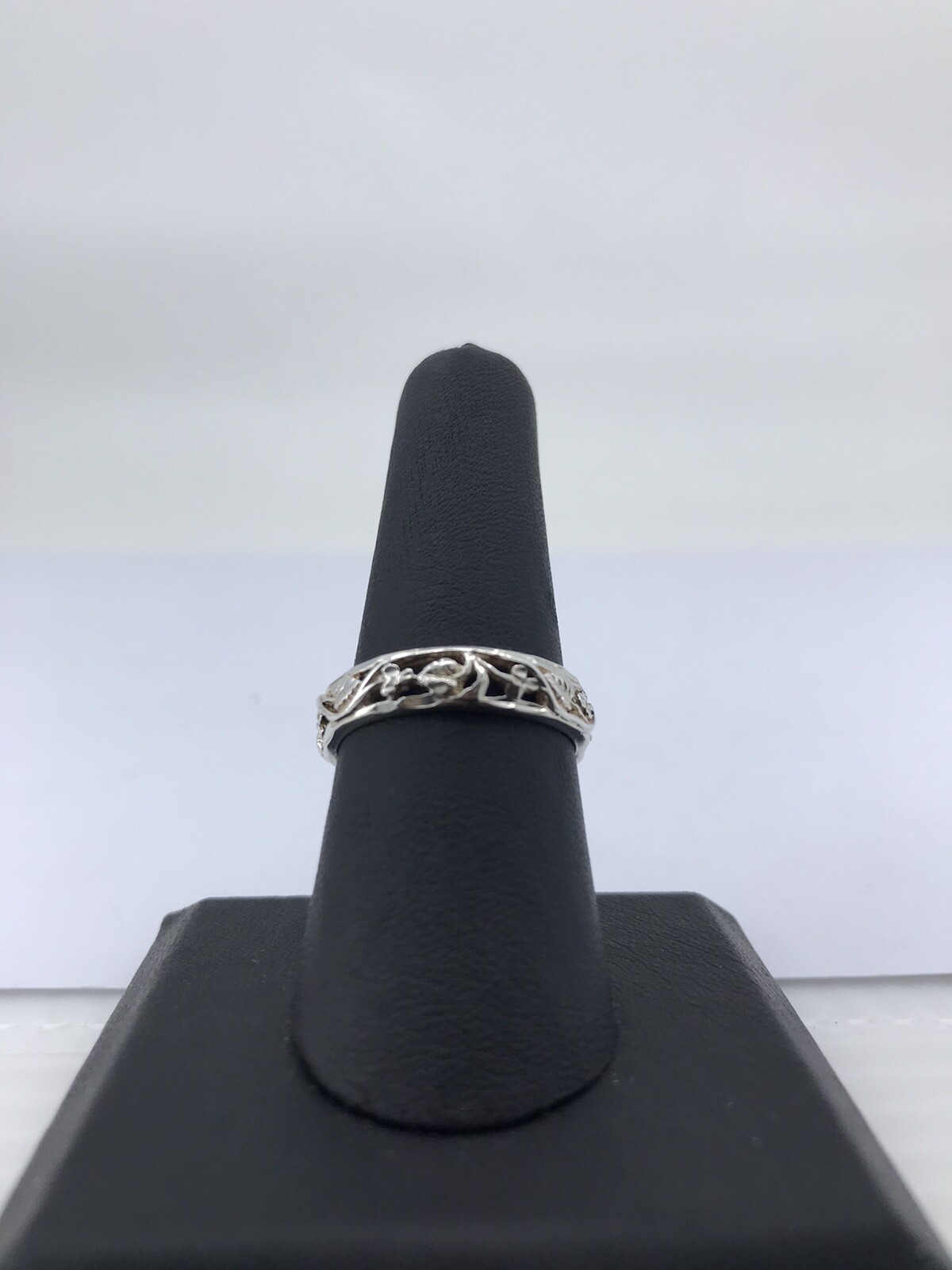 Sterling Silver Botanical Vine Pattern Ring 2.8 G… - image 1