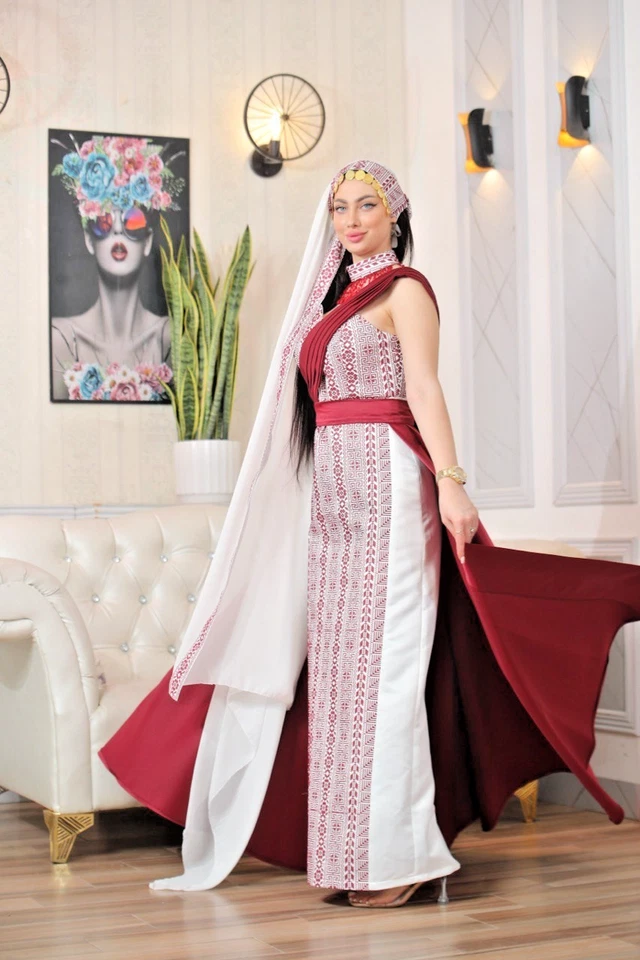 Mujeres Palestinas Bordadas Thobe Tatreez Poliéster con Detalles Satinados y Bufanda Foto 2 de 3