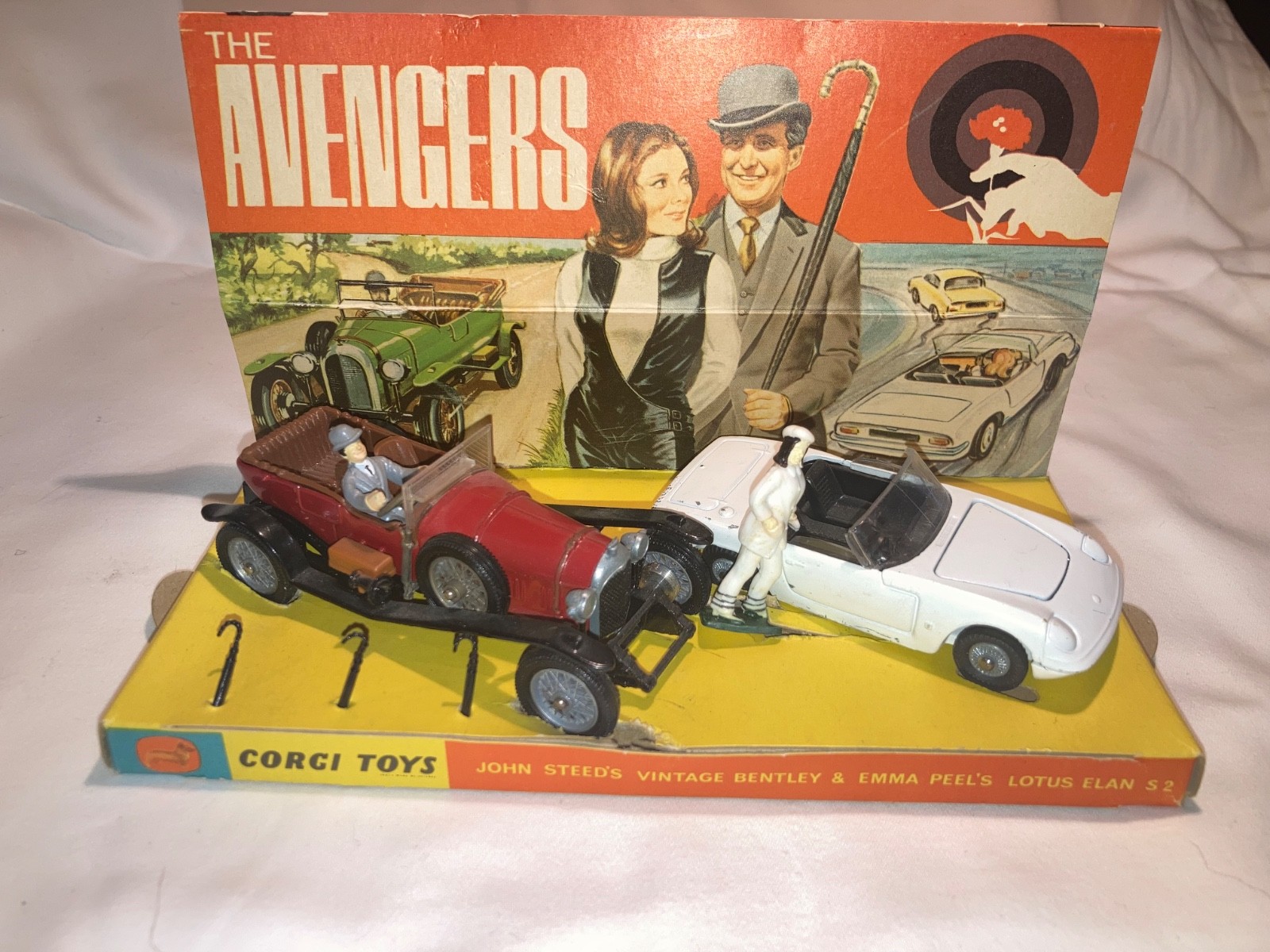 Corgi 40, Avengers Set - Free Price Guide & Review