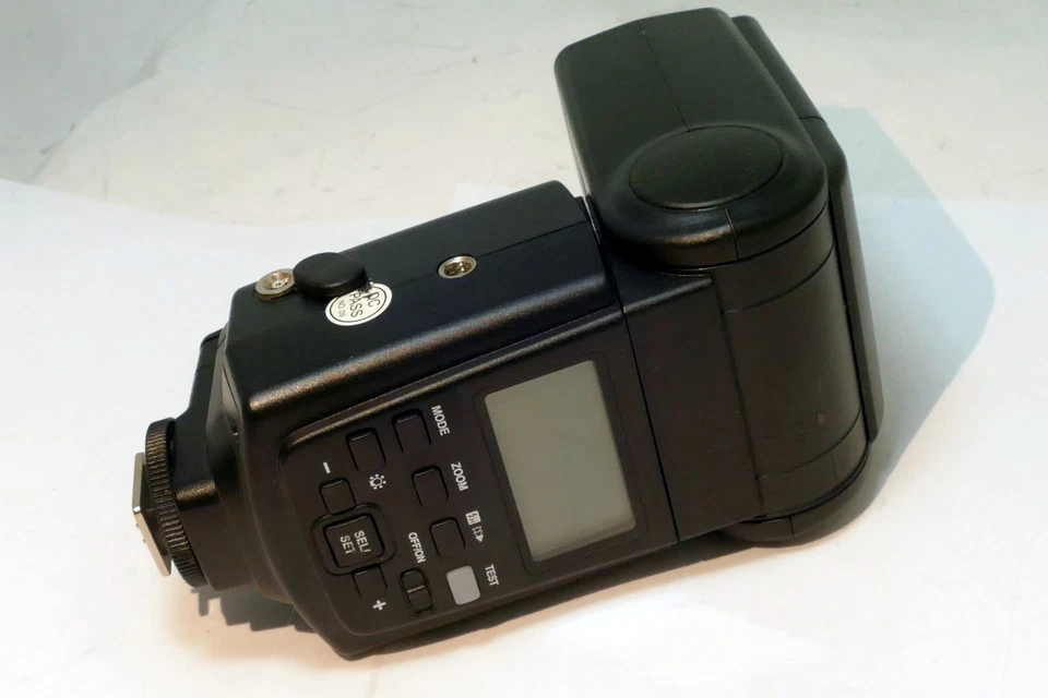 NEEWER NW680/GN58 E-TTLII CAMERA FLASH FLASHGUN For Canon EOS T7i T8i - Image 3 of 4